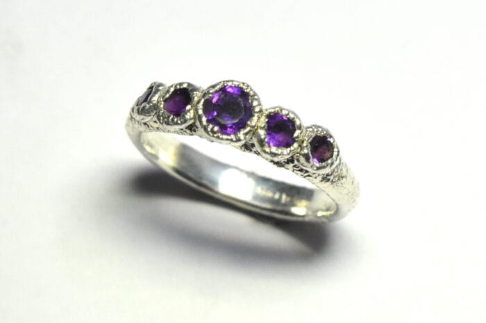 Ametistų žiedas – Paveikslėlis 3