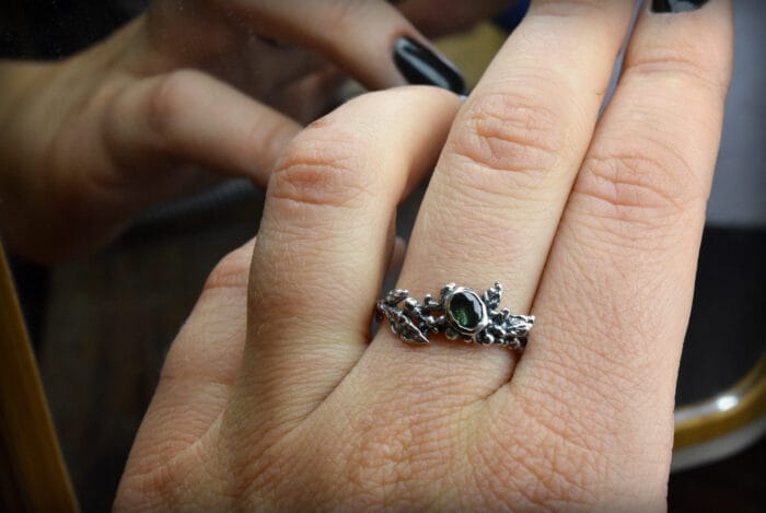 Botaninis žiedas su safyru – Paveikslėlis 6