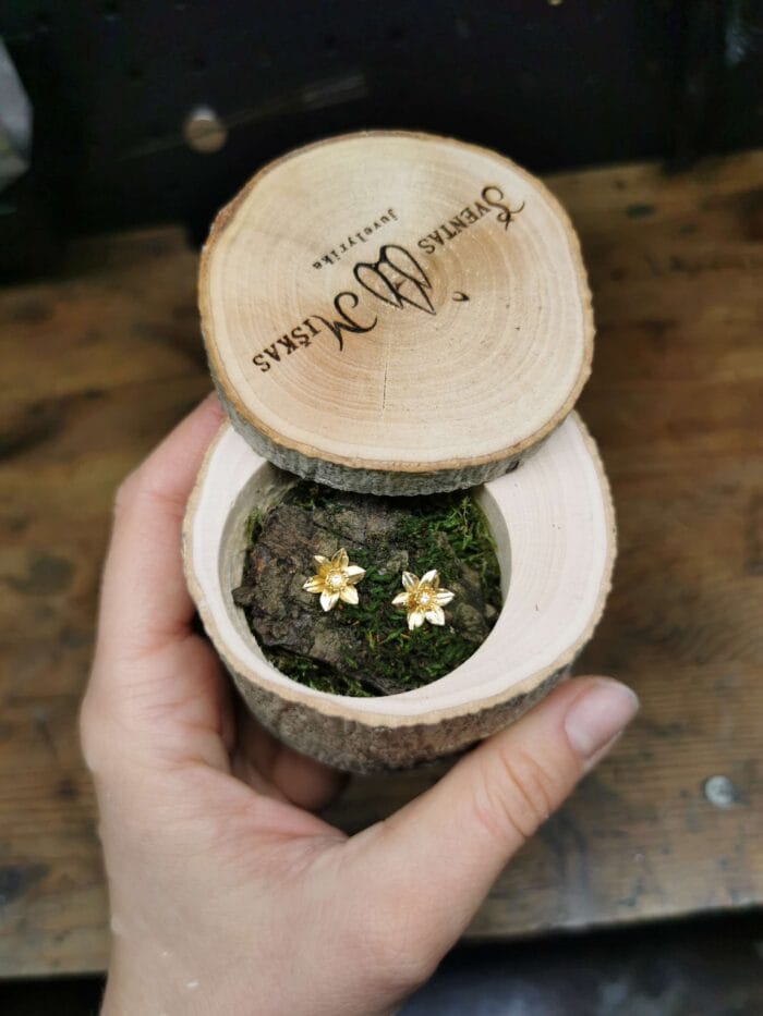 Auksuoti narcizai – Paveikslėlis 3