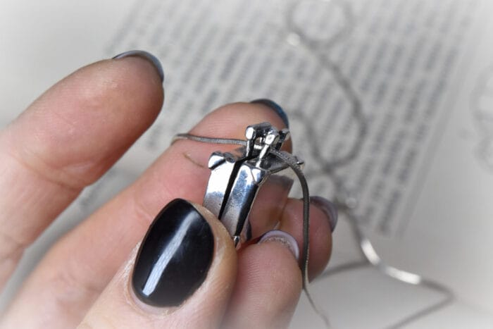 Sidabrinis lagaminas – Paveikslėlis 8