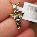 Dangiškasis globėjas / auksinis