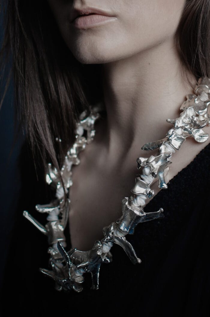 Kaulų karoliai - Image 5