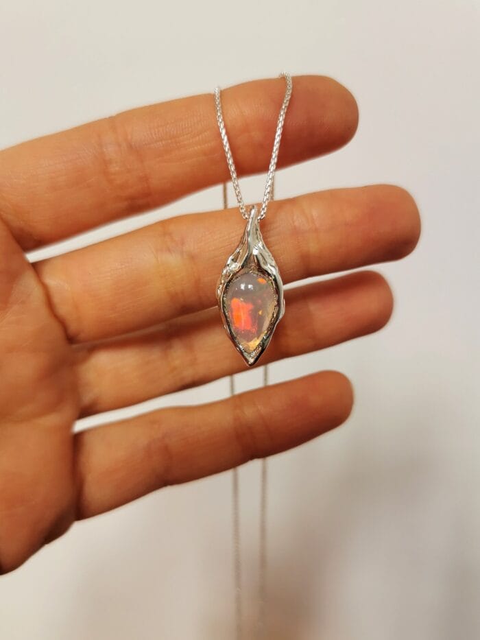 Ugnies lašas - Image 2